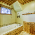 Cabin 19 (24)