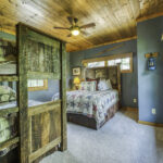 Cabin 19 (32)